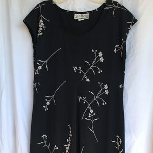 Size 12 Maxi dress black w grey floral print w tiny silver metallic highlights